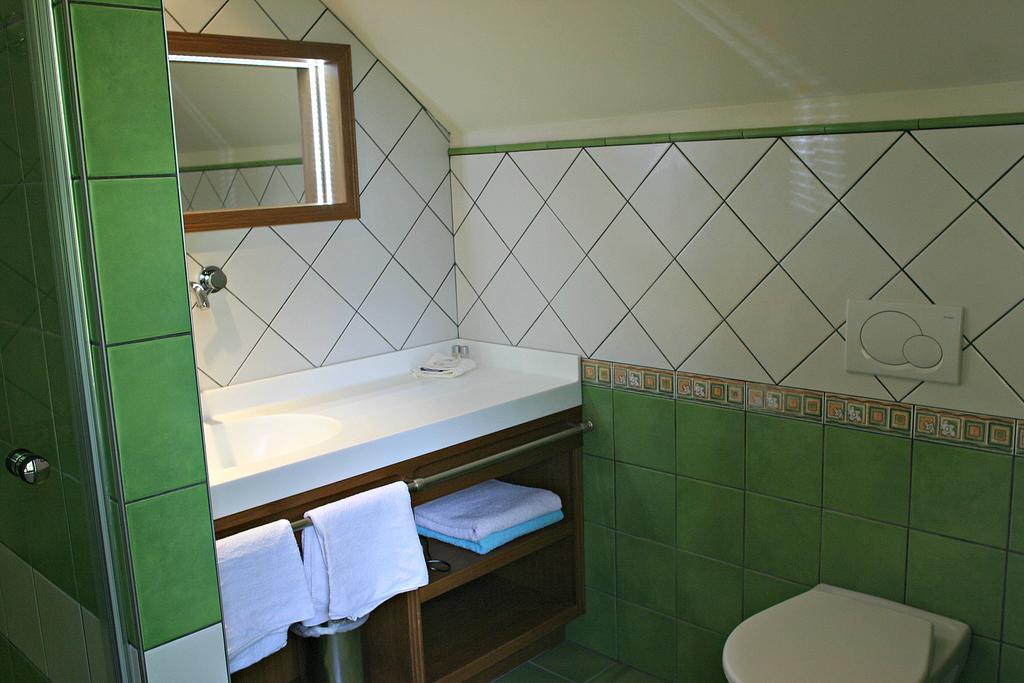 B&B Na Kopecku Рокитнице над Ийзероу Екстериор снимка