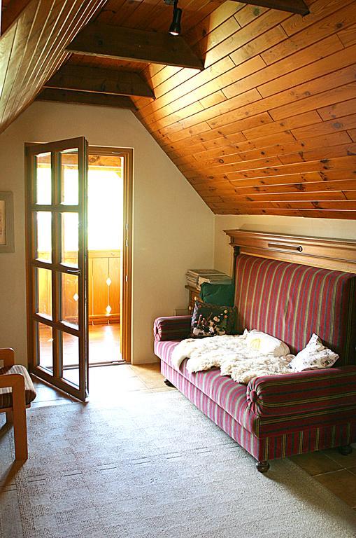B&B Na Kopecku Рокитнице над Ийзероу Екстериор снимка
