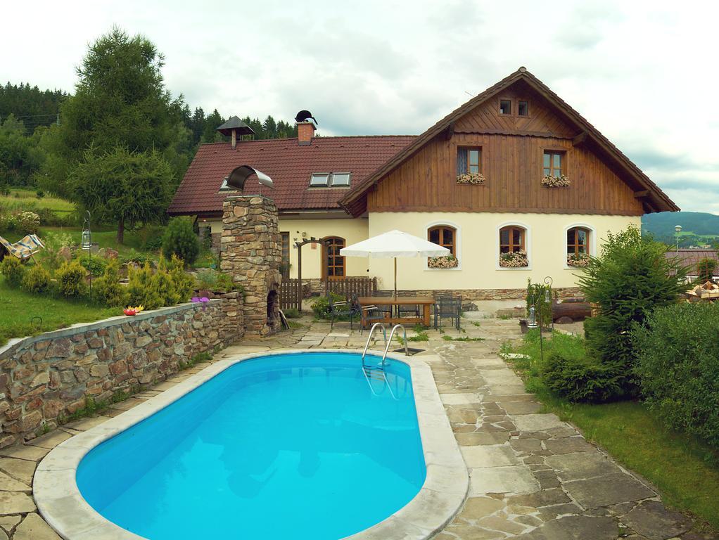 B&B Na Kopecku Рокитнице над Ийзероу Екстериор снимка