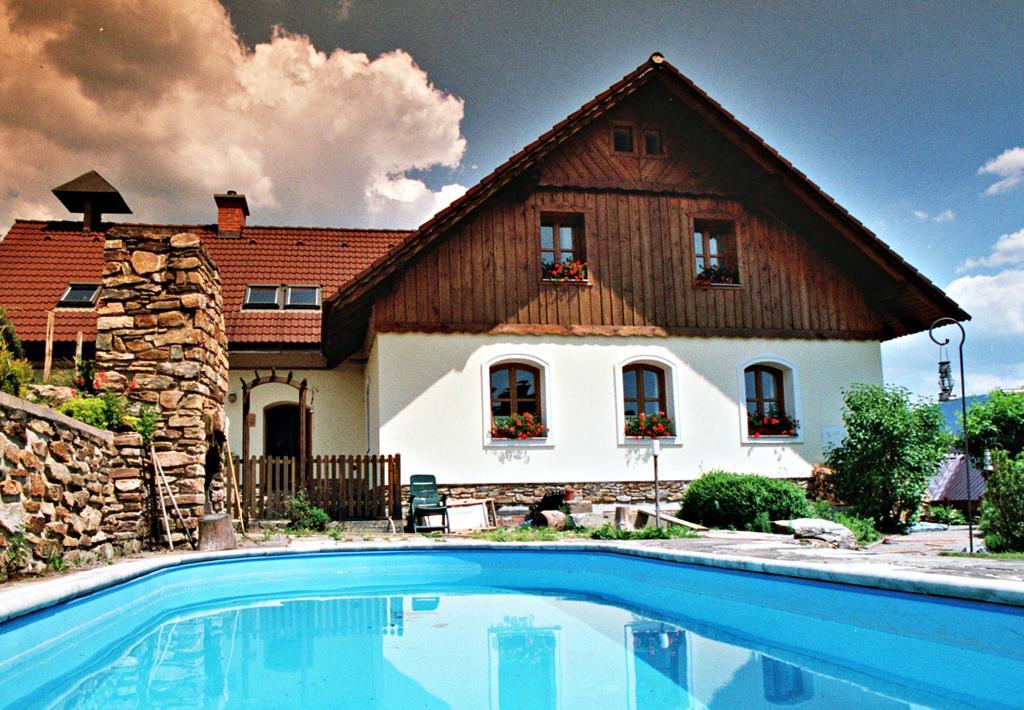 B&B Na Kopecku Рокитнице над Ийзероу Екстериор снимка